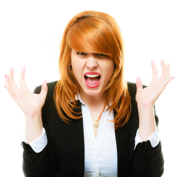 愤怒愤怒的女人尖叫着图片下载