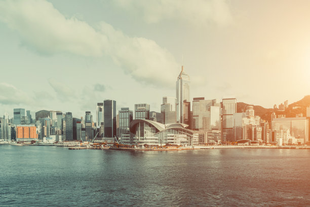 香港市区鸟瞰图。亚洲智慧城市的金融区和商业中心图片下载