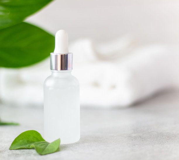 面部和身体的天然化妆品。图片下载