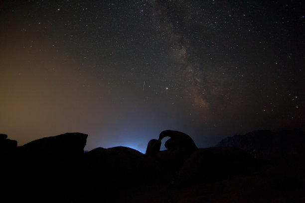 星夜阿拉巴马山图片下载