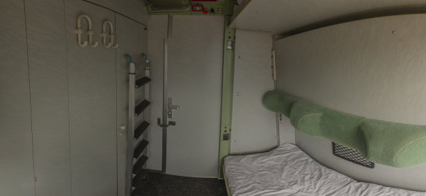 从普雷索夫到布拉格的单车厢夜间快车图片下载