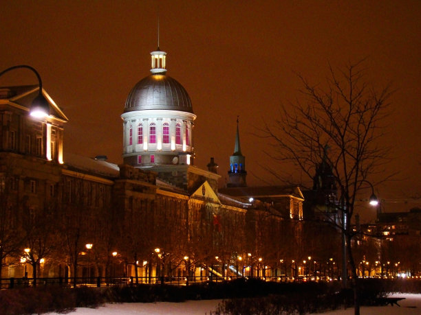 Marche Bonsecours (Bonsecours市场)在晚上圆顶图片下载