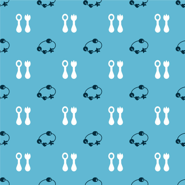 用叉子将摇铃筒和餐具放好图片下载