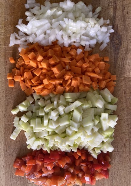 切好的蔬菜图片下载