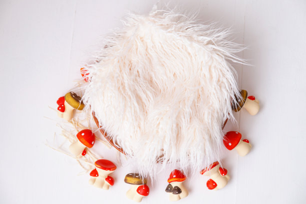 数字新生儿背景与蘑菇图片下载