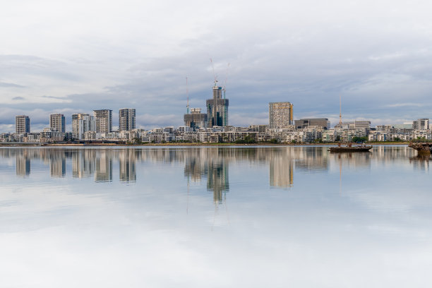 城市反射图片下载