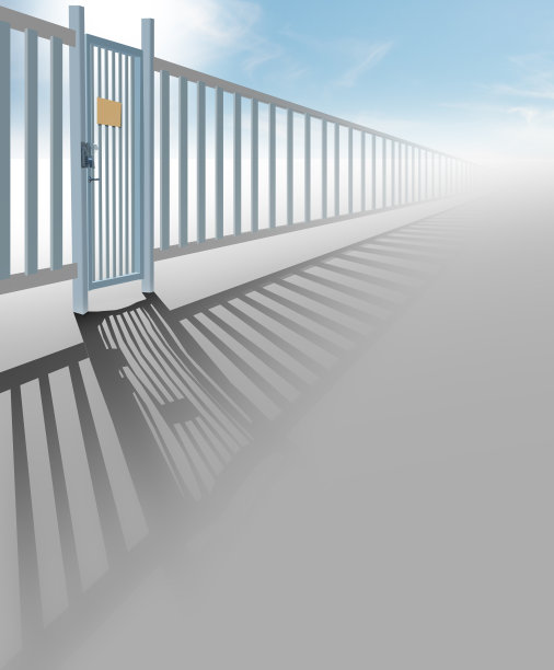 背光的金属栅栏在地上投下阴影图片下载