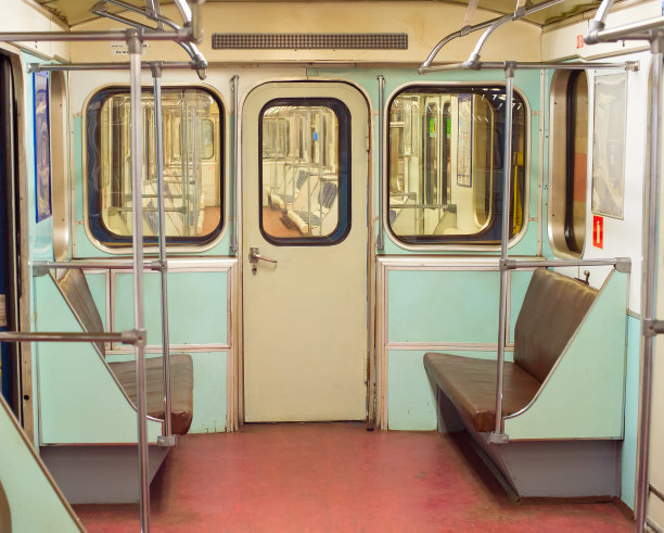 内部旧地铁地下火车图片下载