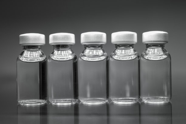 灰色的瓶子图片下载