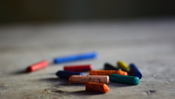 回到学校的颜色图片下载