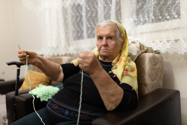 妇女的手编织图片下载