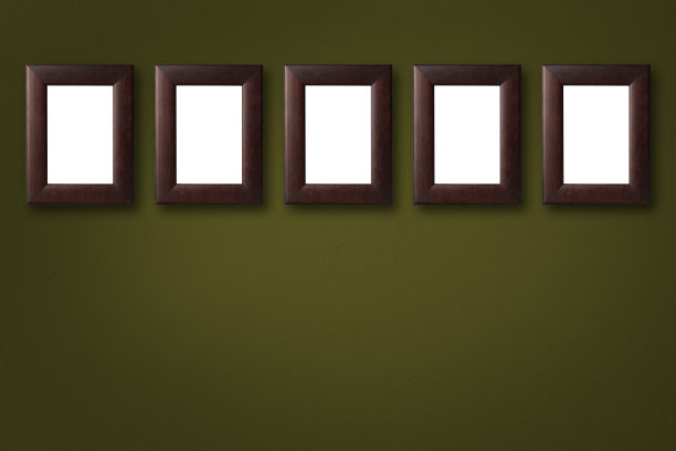 一排空白的木框仿造在深绿色的墙上。图片下载