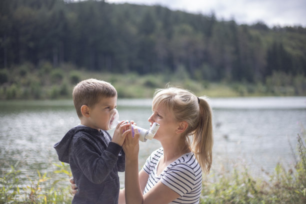 支持他的肺图片下载