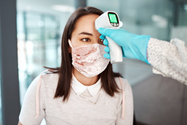 在工作场所采取必要的防护措施图片下载