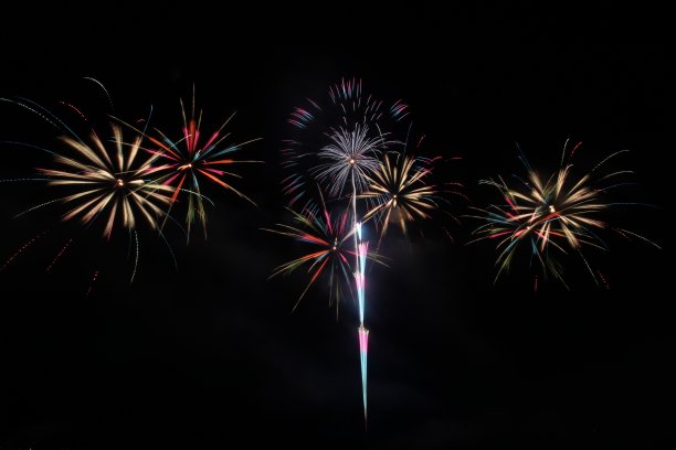 2018 新美烟花图片下载