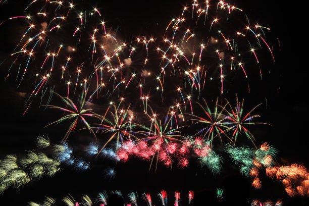 2017长冈烟花图片下载