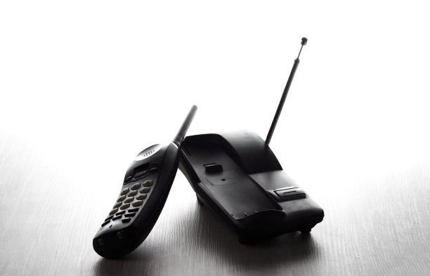 一盏灯上的无绳电话图片下载