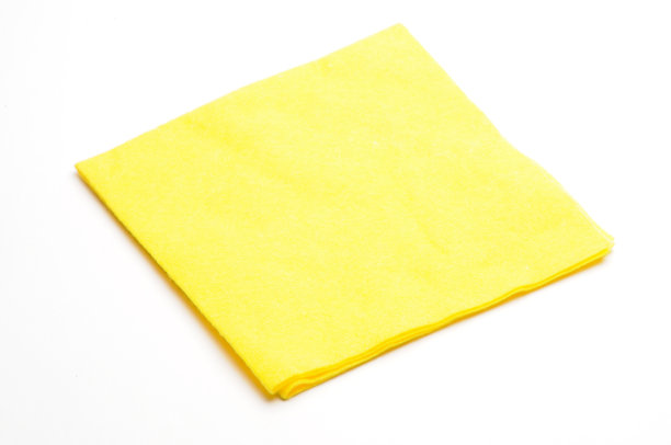 在白色背景上擦拭的布图片下载