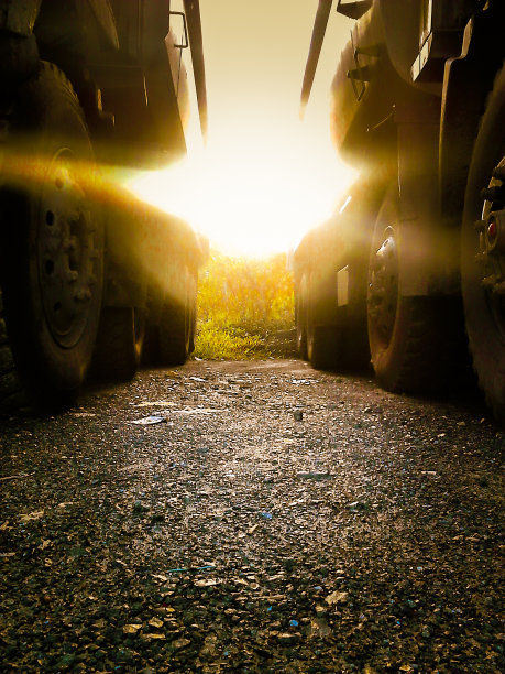 两个相同的图片下载