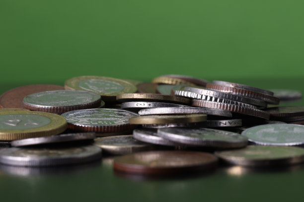来自不同国家的特写硬币图片下载