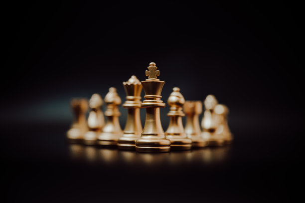 领导力与商业成功竞赛概念：国际象棋策略图片下载