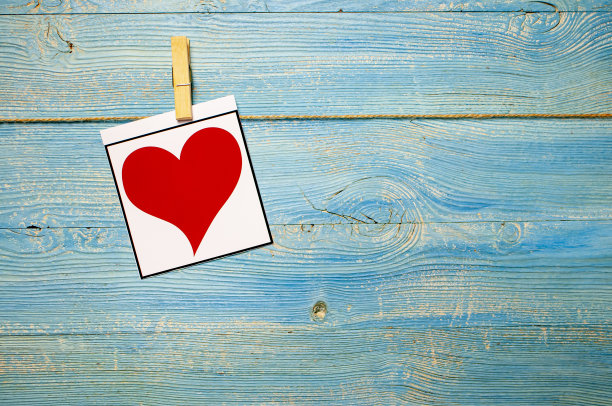 空白即时照片和情人节爱心图片下载