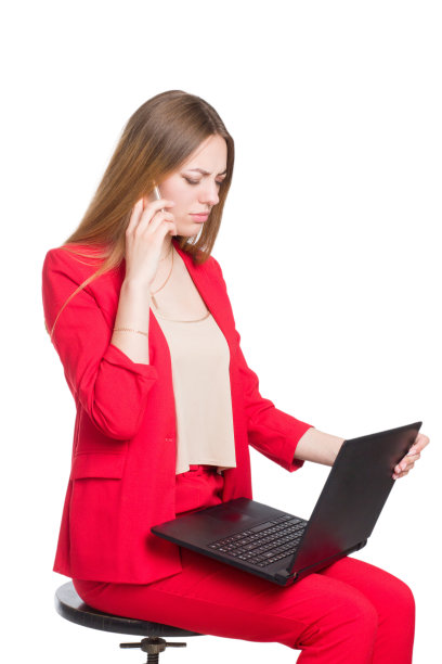 一个年轻的商务办公室女职员，背景孤立在白色图片下载