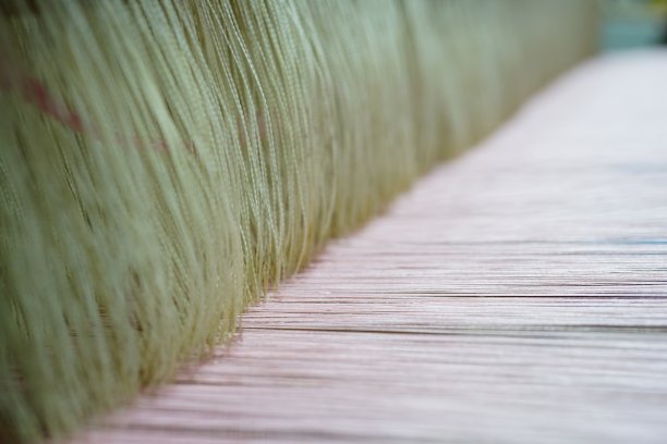 泰国古色古香的织布机图片下载