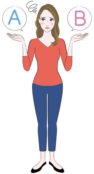 一个漂亮的年轻女子在比较A和B图片下载