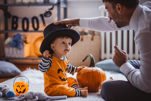 在万圣节一起玩图片下载