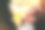 一张女孩们在野餐时手拿两杯香槟的照片图片下载