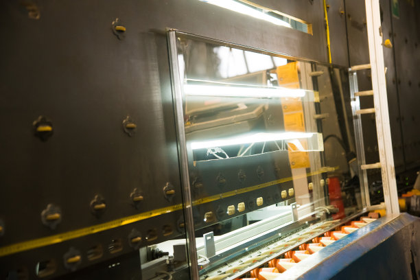 玻璃厂的玻璃图片下载