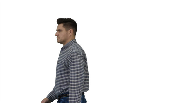 一个漫不经心的男人在白色的背景上行走图片下载