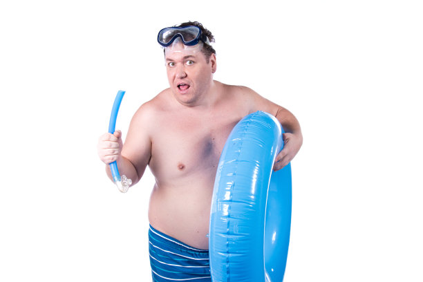 在海上度假。有趣的胖子。图片下载