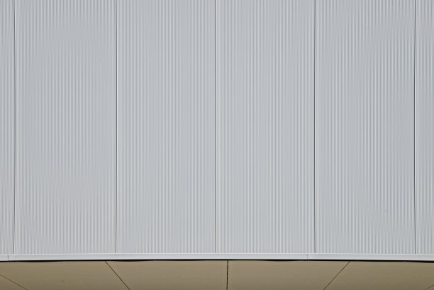 商店上方的天花板。图片下载