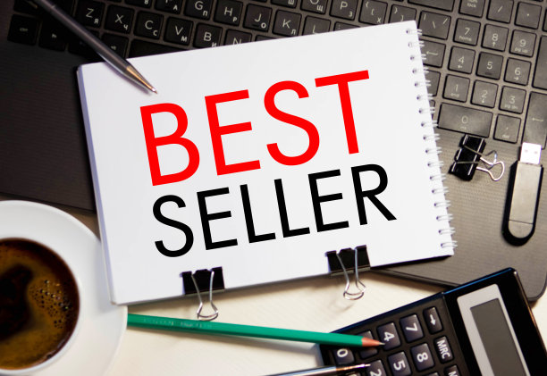 最畅销的文字写在名片上的红色标记靠近键盘在蓝色的背景图片下载