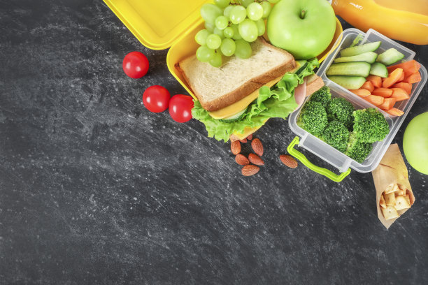 健康的学校午餐。午餐时间图片下载