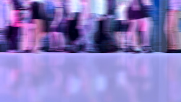 运动模糊的人图片下载