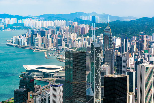 香港市区的太平山顶视点图片下载