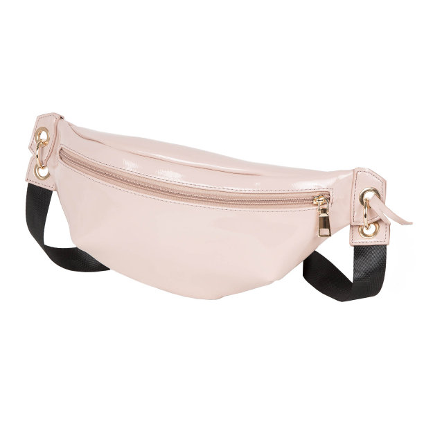 原来的女人包在一个白色的背景图片下载