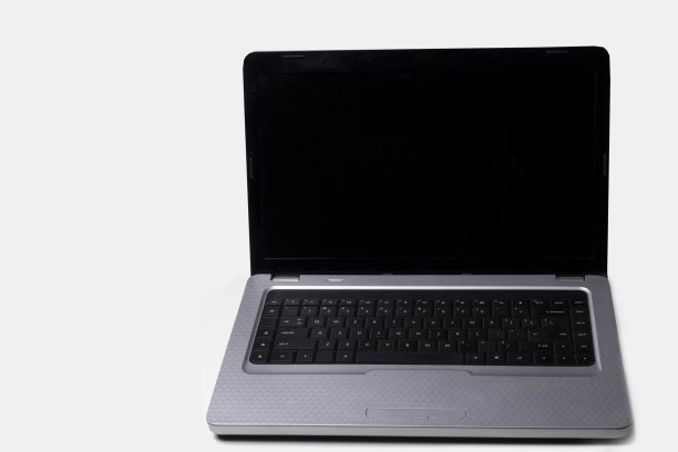 笔记本电脑孤立在白色背景图片下载