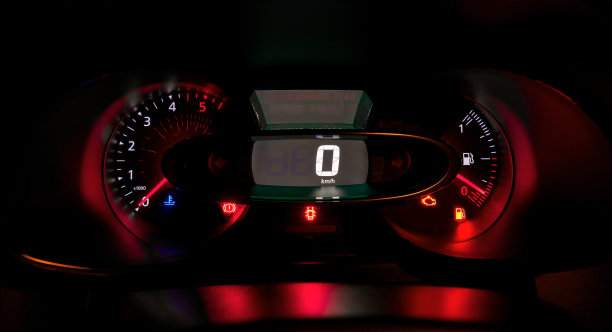 汽车仪表盘部分图片下载