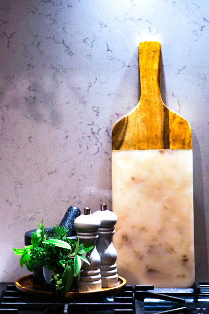 垂直拍摄的炊具炉顶厨房元素图片下载