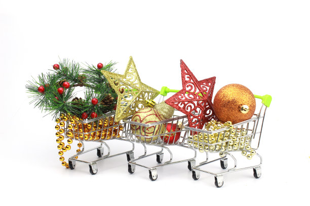 从大卖场买来的圣诞和新年装饰品。图片下载