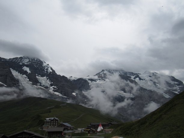 瑞士阿尔卑斯山图片下载