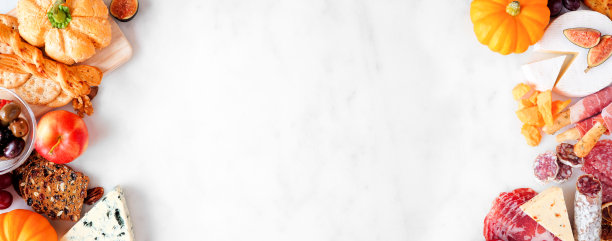 秋季熟食店以白色大理石横幅为背景，双边框图片下载