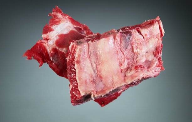 生排骨飞向空中图片下载