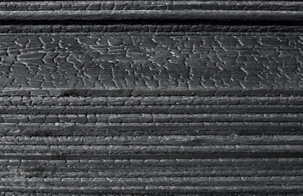 烧焦的木板纹理。shoo - sugi - ban Yakisugi是一种传统的日本木材保存方法图片下载