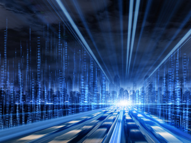 跑车在城市高速公路上超速行驶图片下载