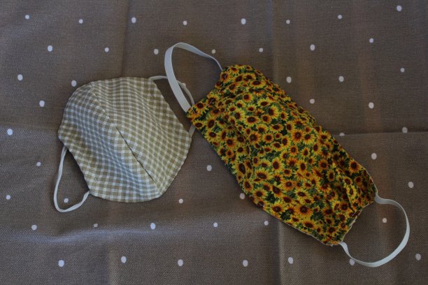 秋季自制的布口罩图片下载